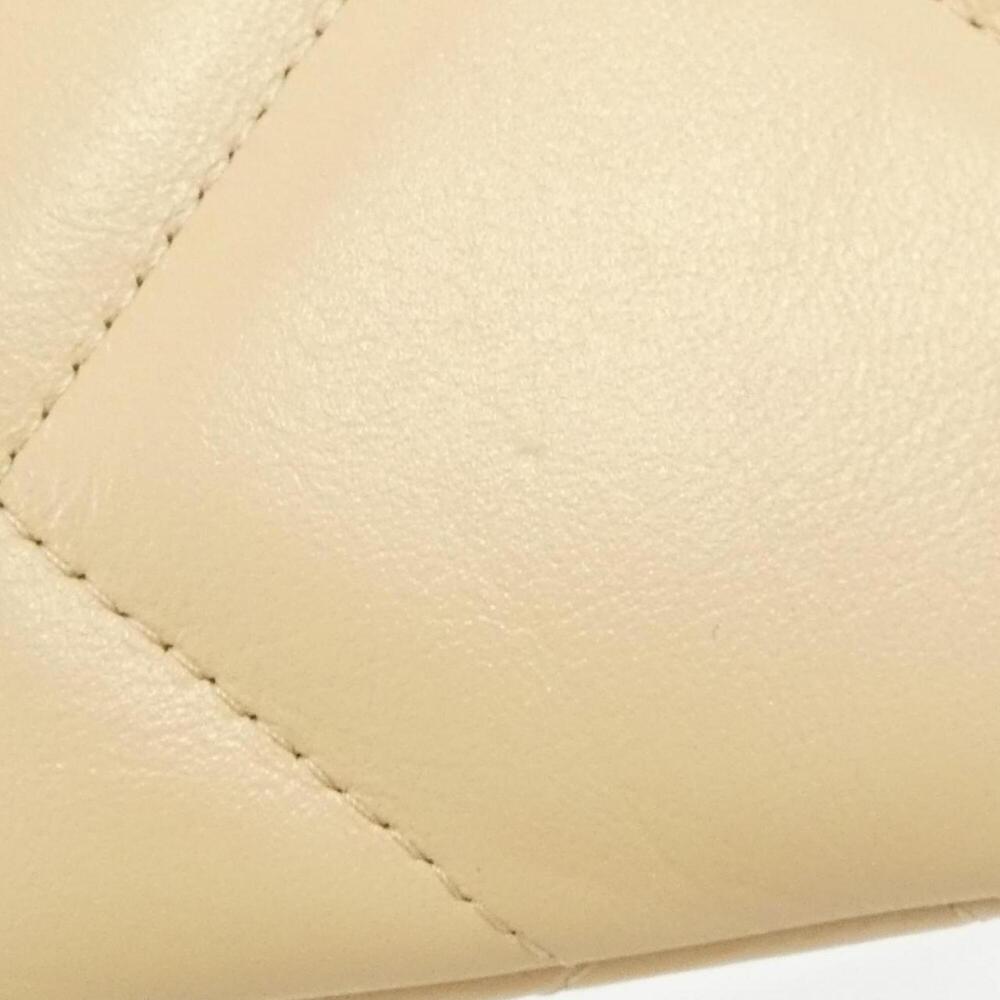 CHANEL Cream Pouch - Picture 6 of 8